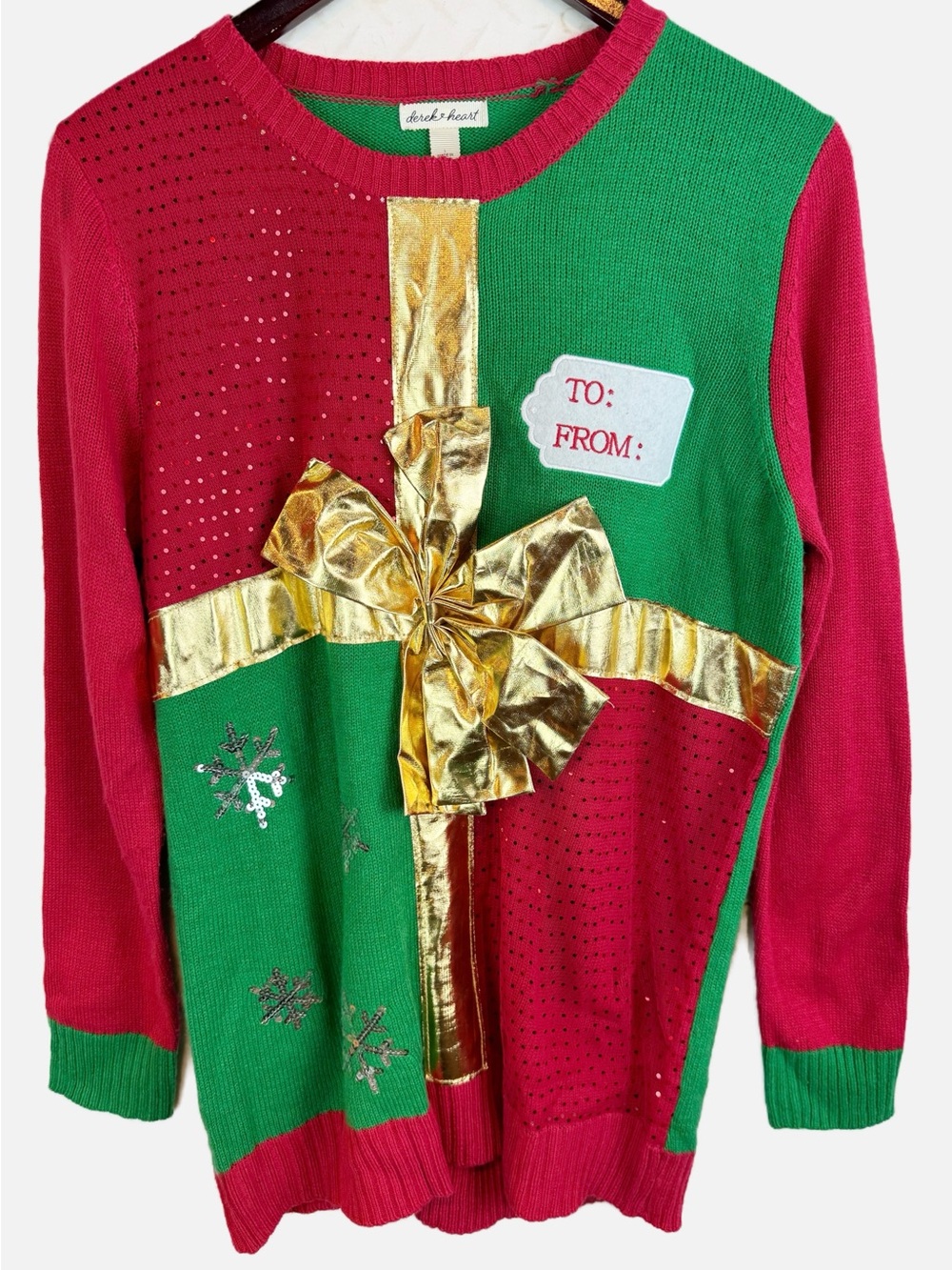 Derek Heart | Christmas Present Sweater, L